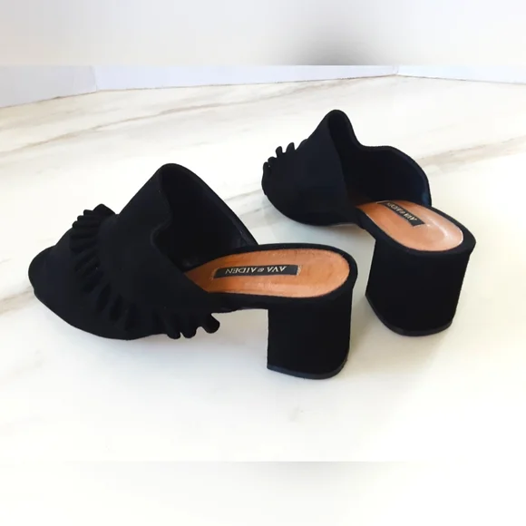 AVA & AIDEN Black Suede Ruffle Block Heel Open Toe Sandal Sz. 9 - Picture 8 of 12